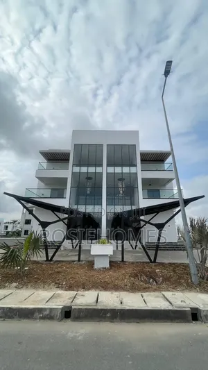 5bdrm Duplex in Ikate for sale