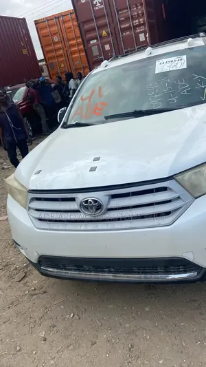 Toyota Highlander 2011 White