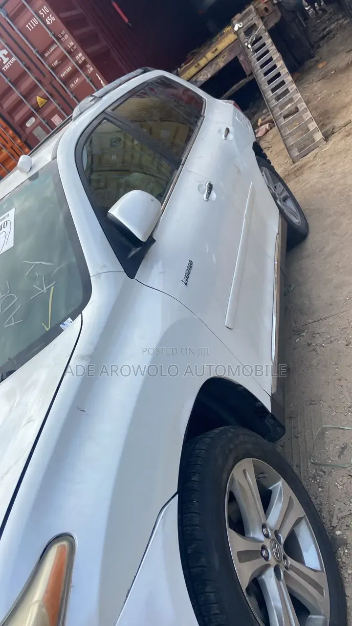 Toyota Highlander 2011 White