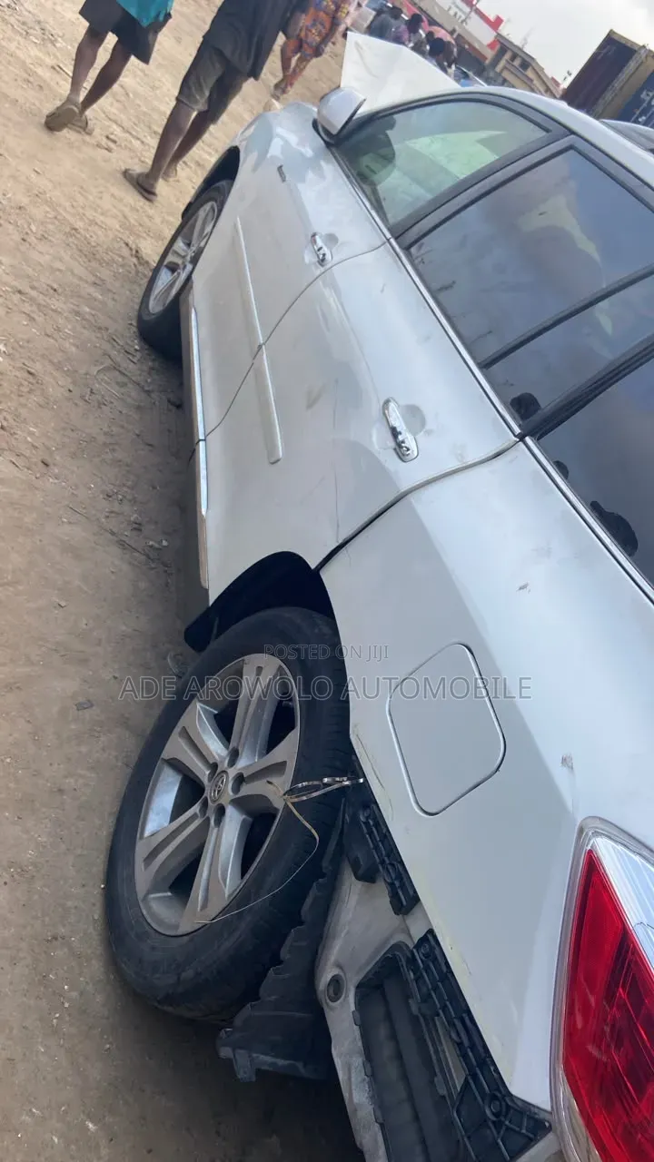 Toyota Highlander 2011 White