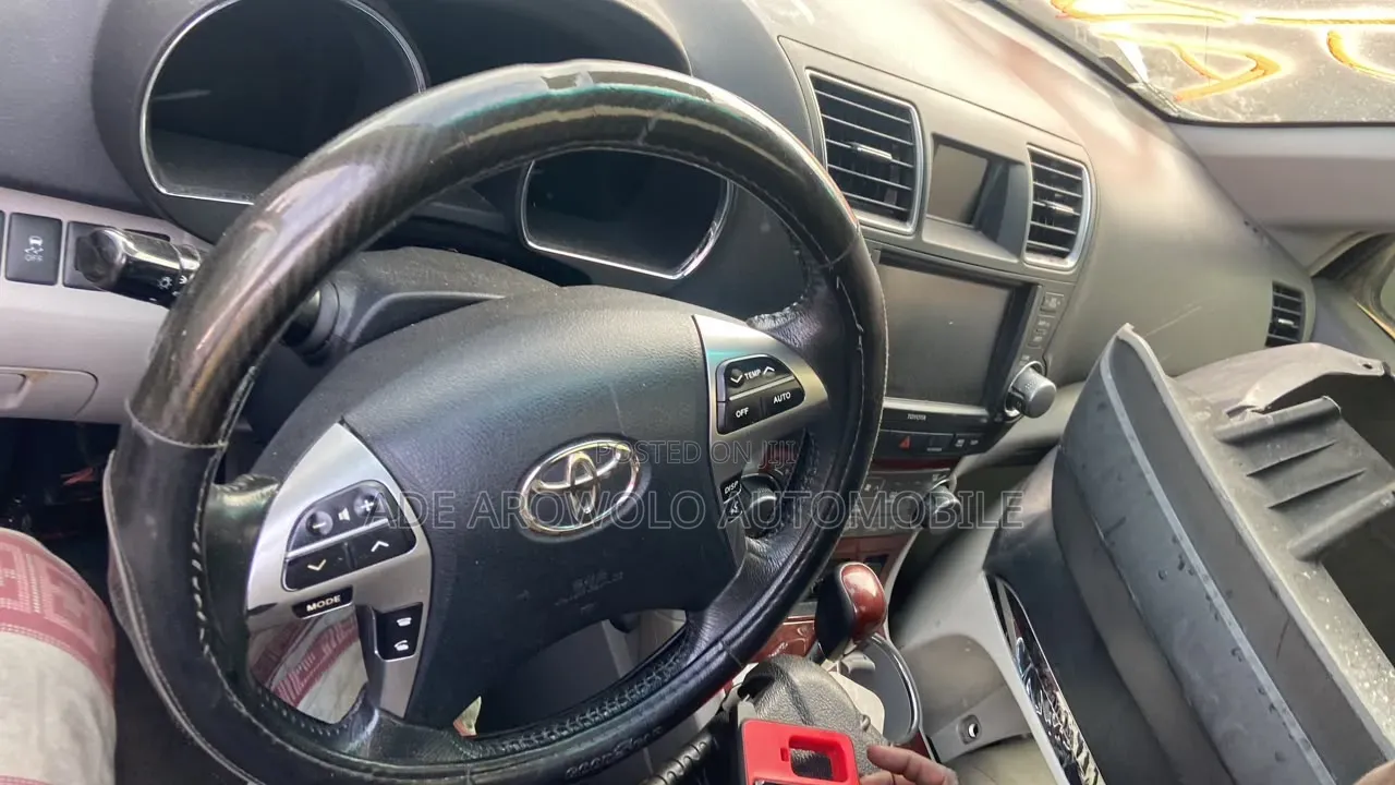Toyota Highlander 2011 White