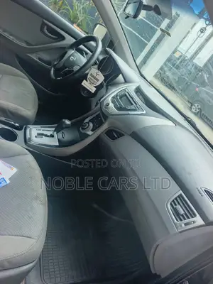 Hyundai Elantra 2012 Black