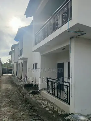 3bdrm Block of Flats in Pennisular Gardens for sale