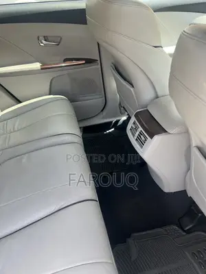 Toyota Venza V6 AWD 2010 Silver