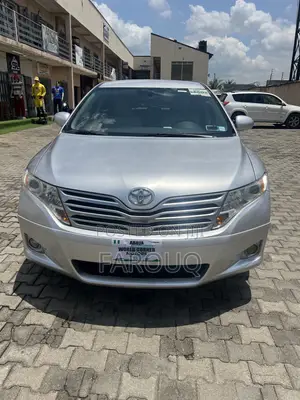 Toyota Venza V6 AWD 2010 Silver