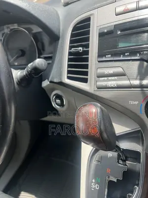 Toyota Venza V6 AWD 2010 Silver