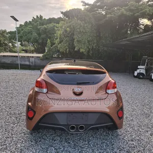 Hyundai Veloster 2015
