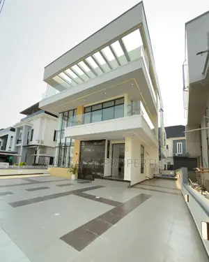 5bdrm Duplex in Megamouth Estate, Ikota for sale