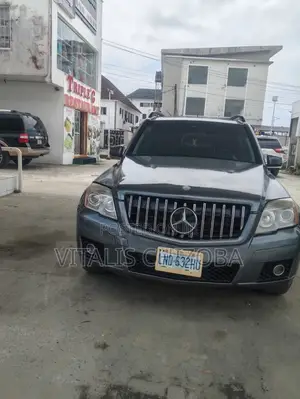 Mercedes-Benz GLK-Class 350 4MATIC 2011 Black