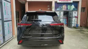 Toyota Highlander 2021 Black