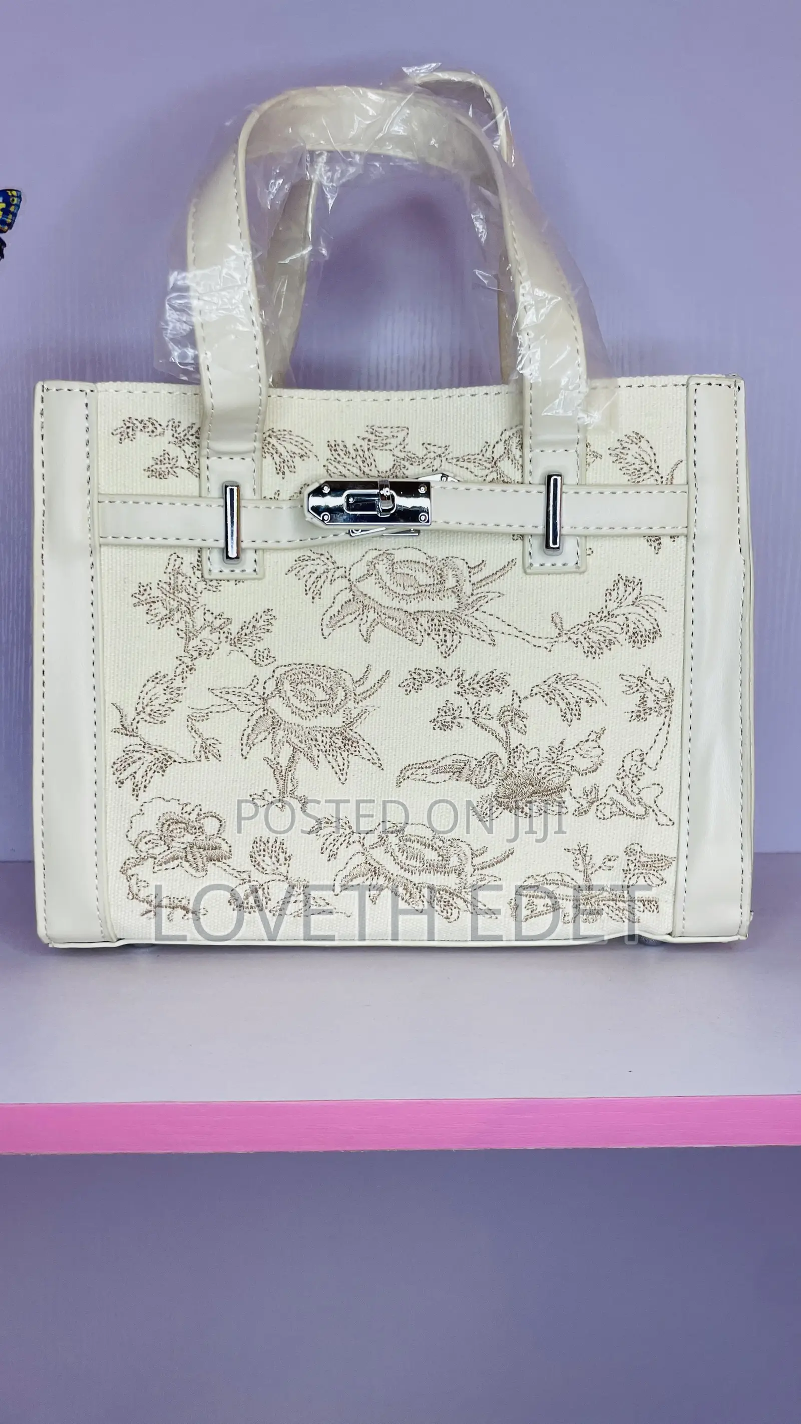 Handbag Very Good Quality