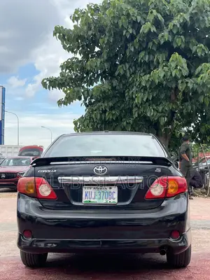 Toyota Corolla 2009 Black