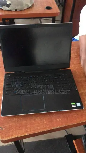 Laptop Dell G3 15 3590 16GB Intel Core i5 HDD 512GB