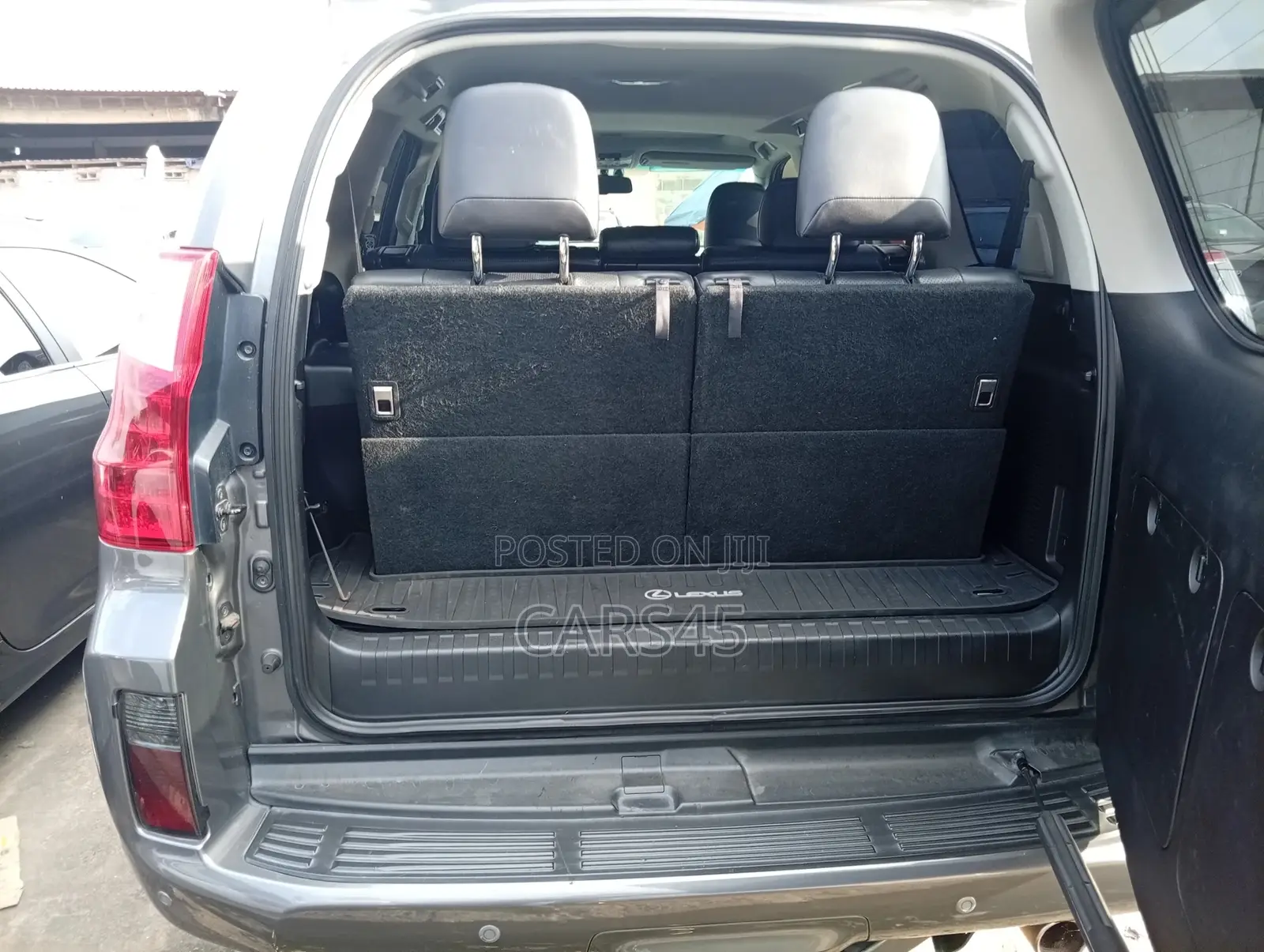 Lexus GX 2011 Gray