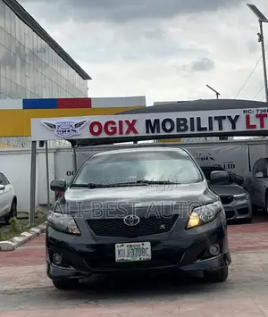 Toyota Corolla 2009 Black