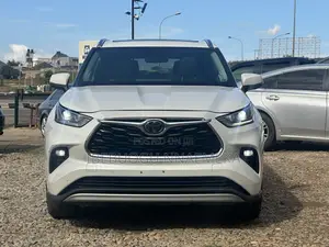 Toyota Highlander Platinum 2021 White