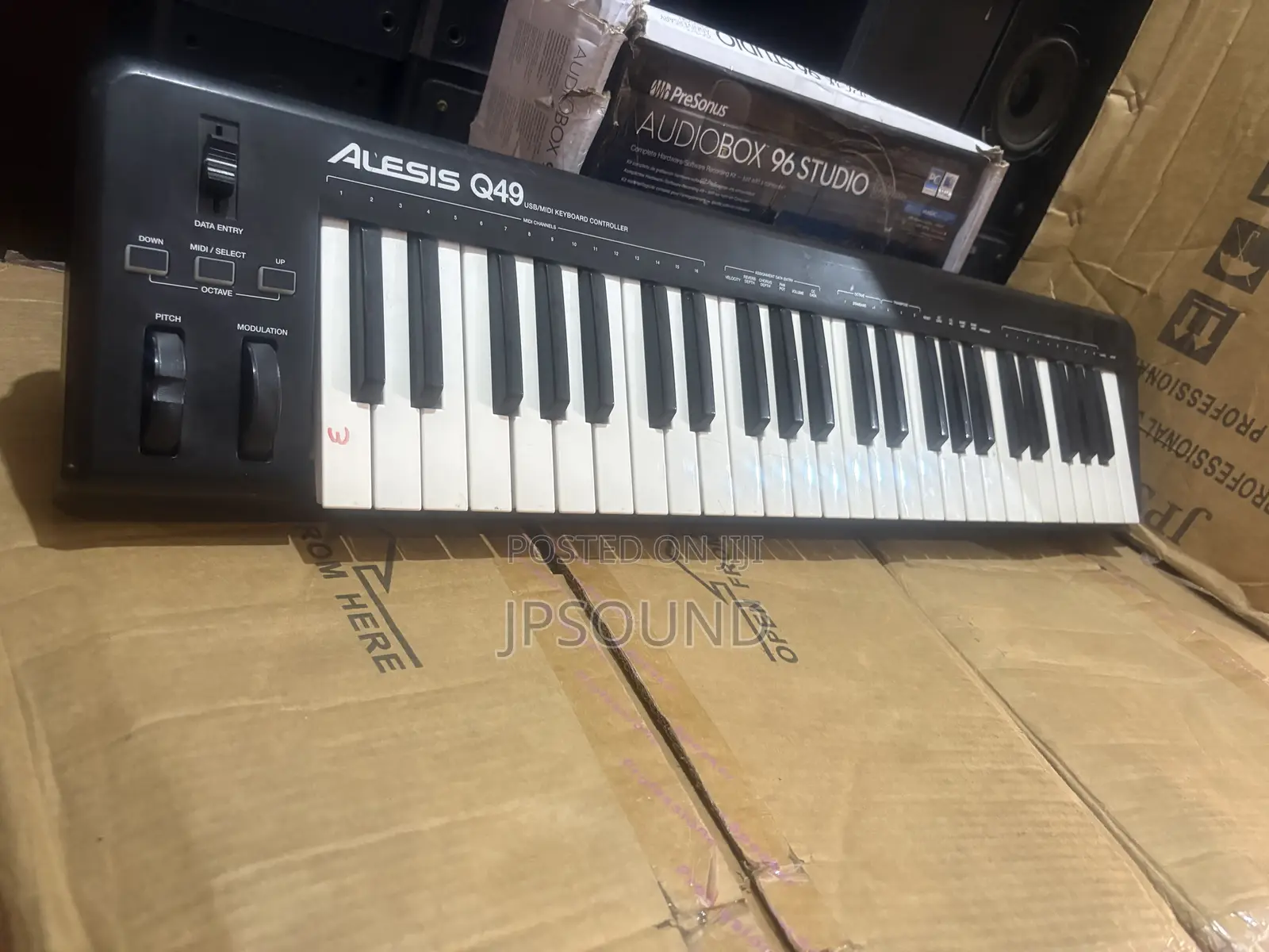 Alesis Studio Midi Keyboard