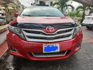 Toyota Venza 2010 Red