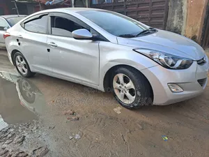 Hyundai Avante 2012 Silver