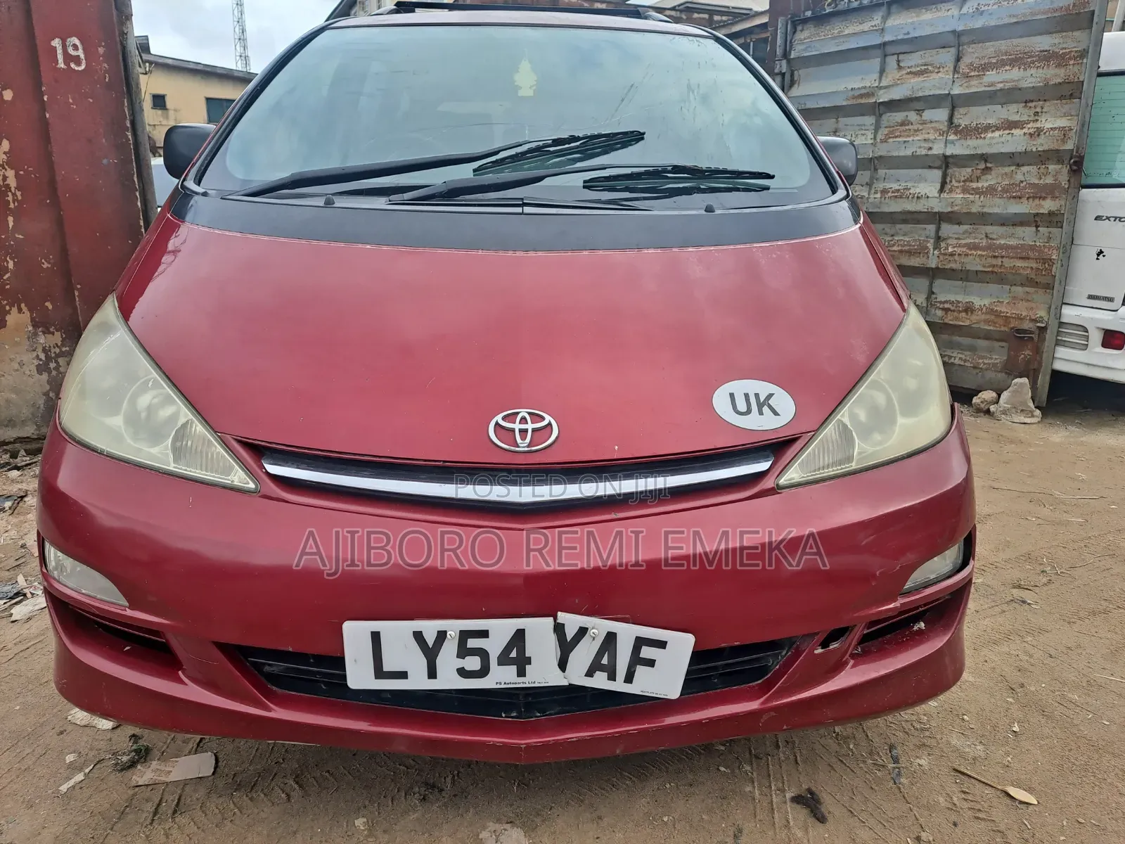 Toyota Previa 2002 Red
