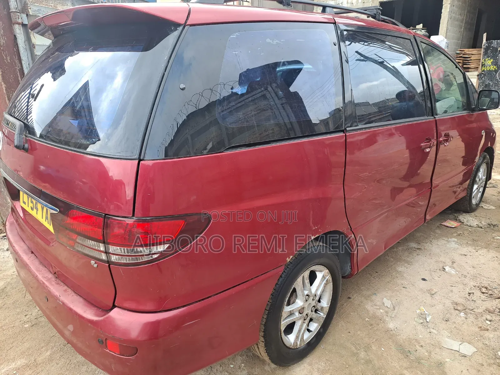 Toyota Previa 2002 Red