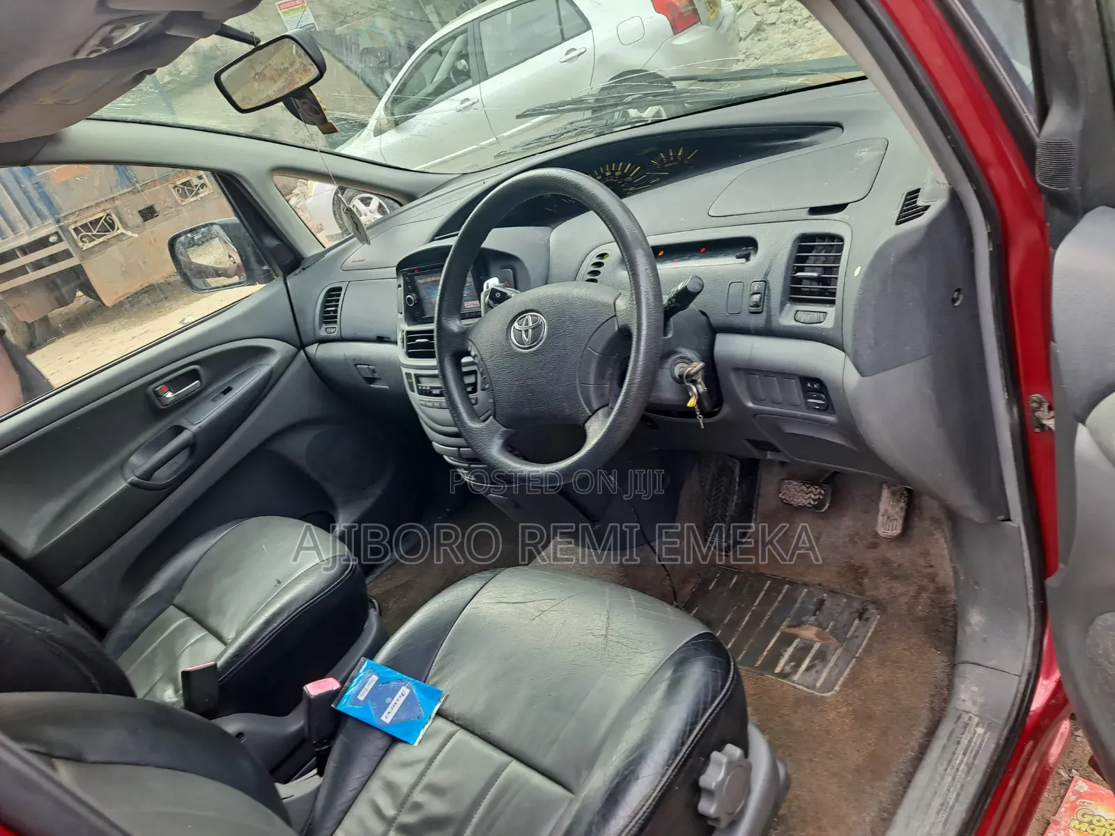 Toyota Previa 2002 Red