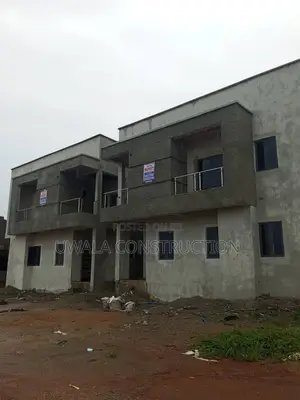 4bdrm Duplex in FHA for sale