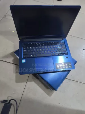 Laptop Acer Swift Edge 16 8GB Intel Core i5 HDD 256GB