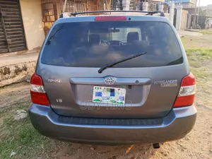 Toyota Highlander V6 2006 Blue
