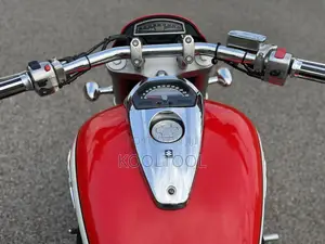 Suzuki Intruder 2015 Red