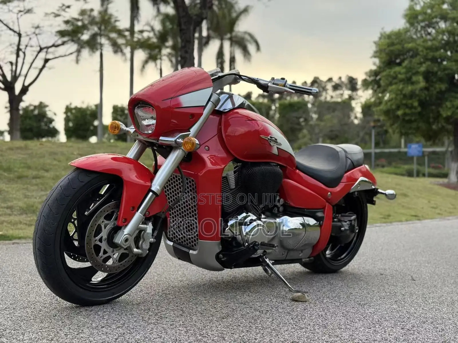 Suzuki Intruder 2015 Red