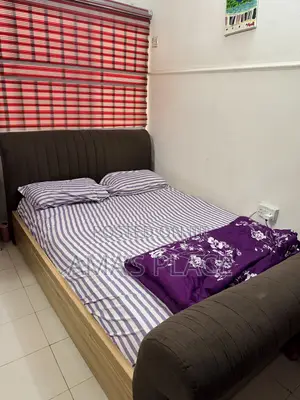 4.5x6 Bedframe