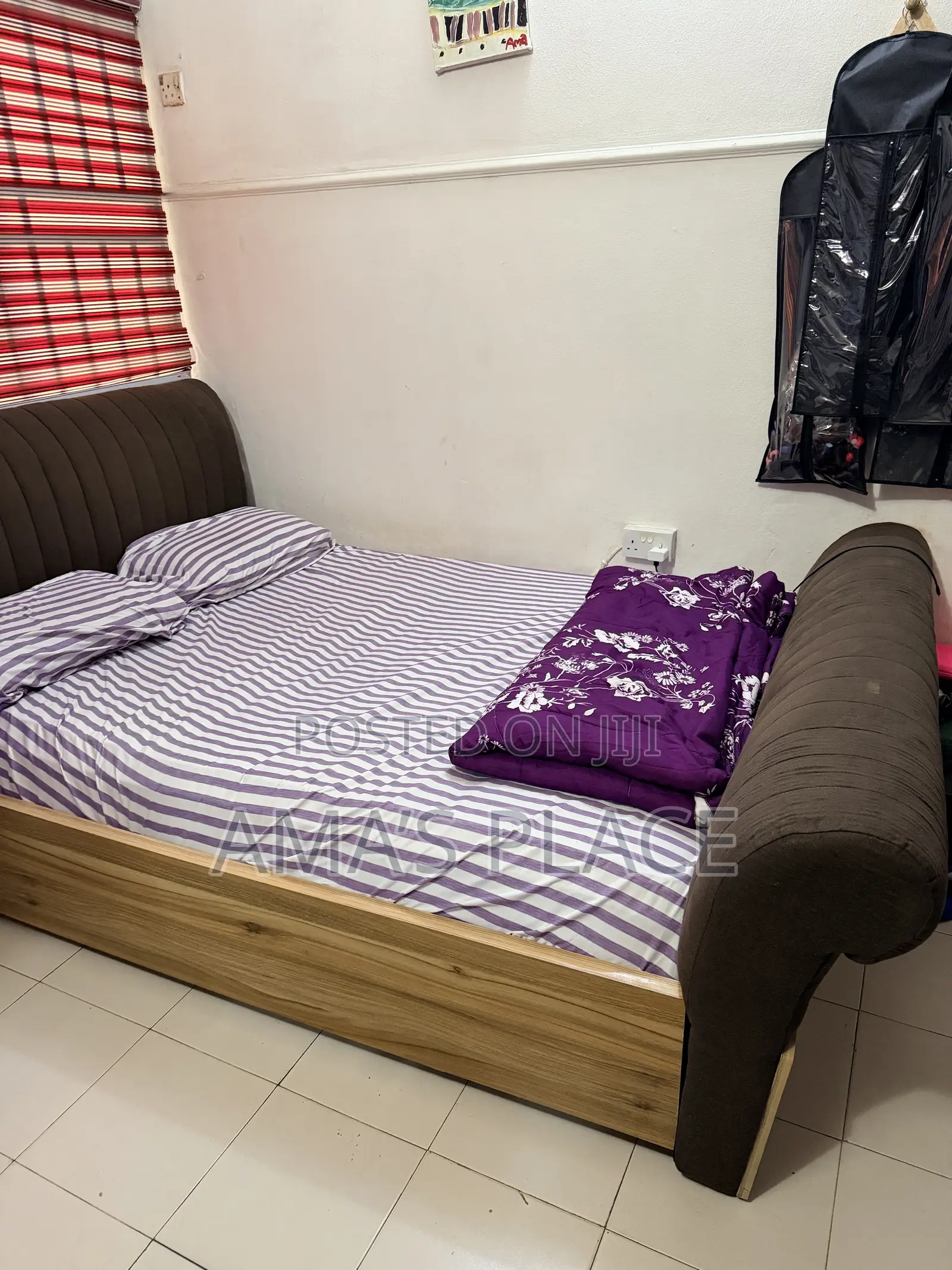 4.5x6 Bedframe
