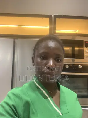 Housekeeper (Cleaning + Kitchen Help