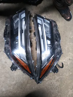 Headlamp RAV4 2022