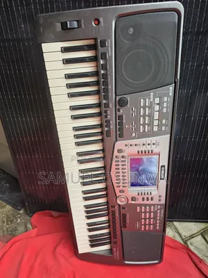 The Yamaha PSR-1000 Has 61 Standard-Size Keys