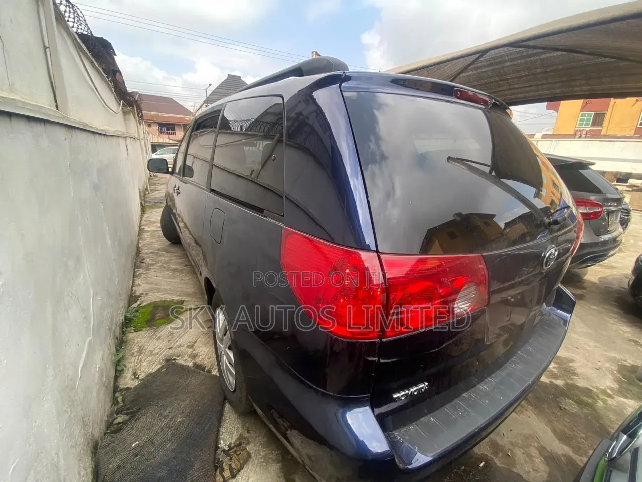 Toyota Sienna 2006 Blue