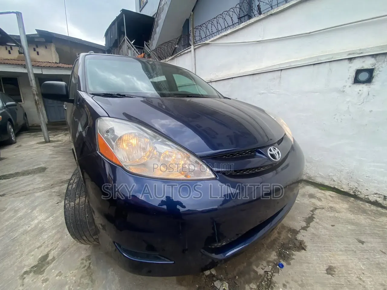 Toyota Sienna 2006 Blue
