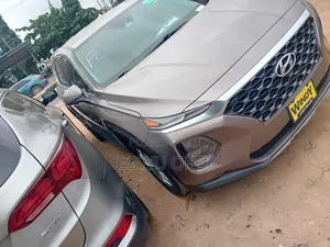 Hyundai Santa Fe SEL 2.4 FWD 2019 Gray