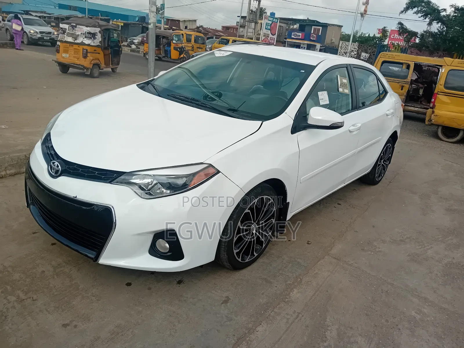 Toyota Corolla 2016 White