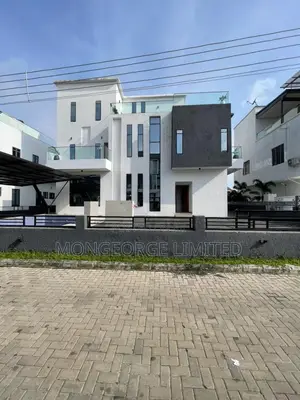 5bdrm Duplex in Lekki for sale