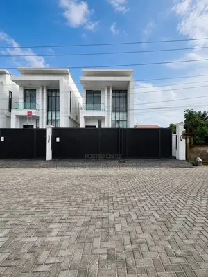 4bdrm Duplex in Sangotedo for sale