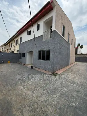 4bdrm Duplex in Kado for sale