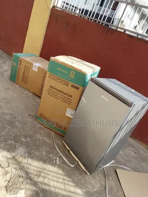 Durable Hisense 90l Refrigerator