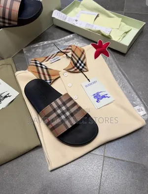 Original Quality Burberry Slides