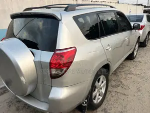 Toyota RAV4 2007 Silver