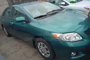 Toyota Corolla 2010 Green
