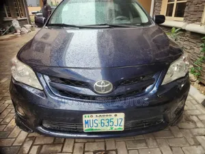 Toyota Corolla 2013 Blue
