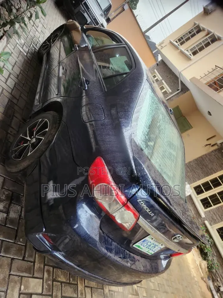 Toyota Corolla 2013 Blue