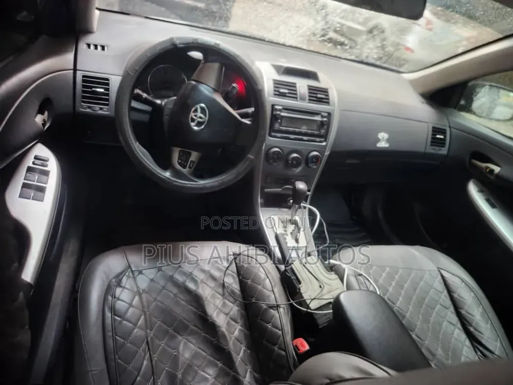 Toyota Corolla 2013 Blue